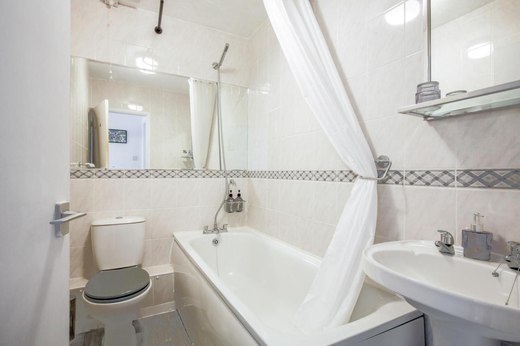 Chester Stays - Best Value Apartment With Free Parking In The Heart Of تشيستر المظهر الخارجي الصورة